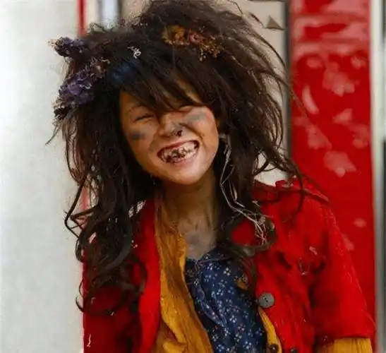 原创女明星扮乞丐有多美陈瑶可爱杨颖瞪眼差距一目了然