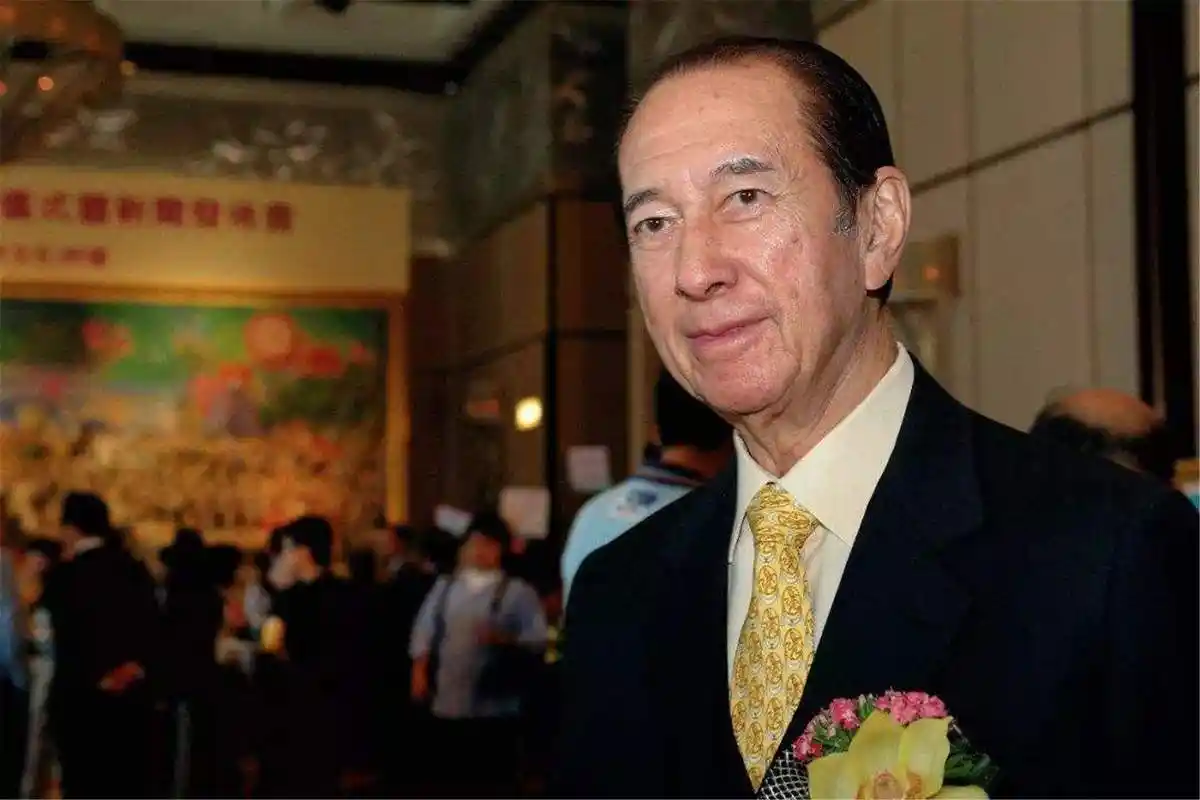 解读赌王发家史:从10元港币到5000亿家产,何鸿燊创造的家族传奇