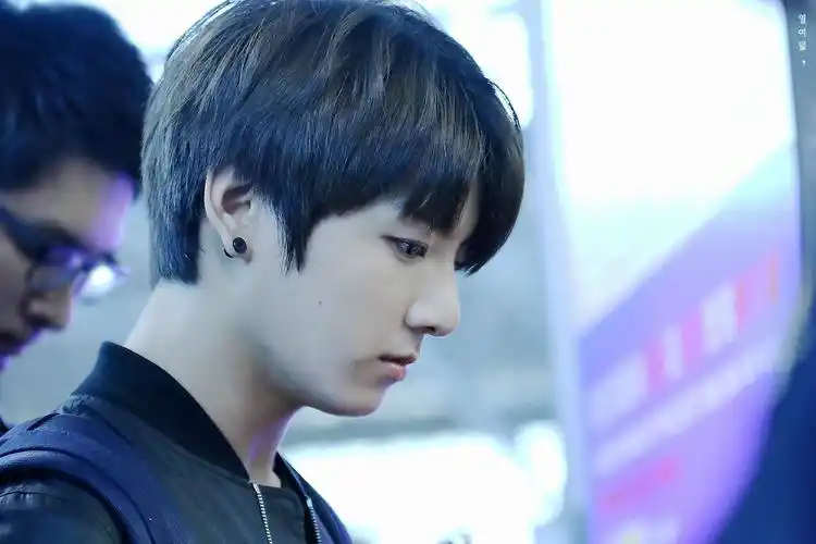 bts防弹少年团 田柾国〔图片出处见水印