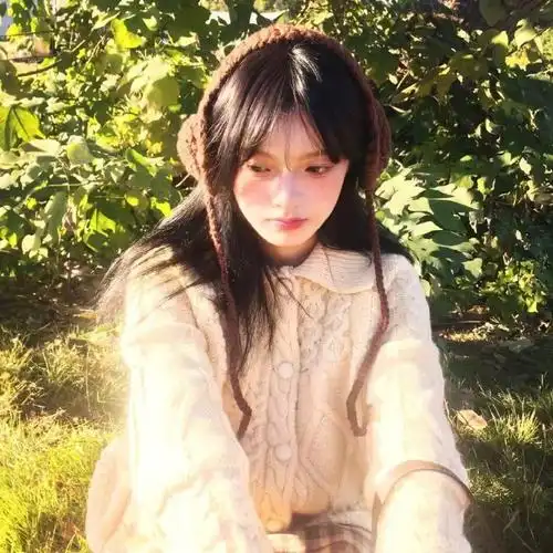 【搞怪女头可爱女生头像春夏活力氛围感美女 微信qq头像无水印原图!