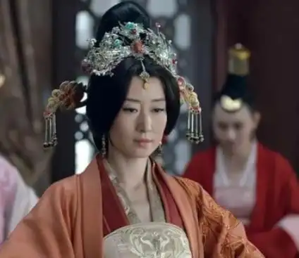 刘敏涛—《琅琊榜》静妃,看似安静随和实则野心勃勃,是最大赢家