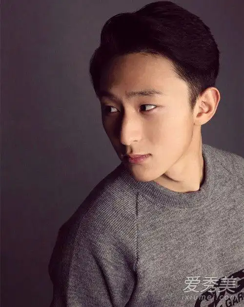 同学两亿岁谭禄恩扮演者是谁?丁楠个人资料