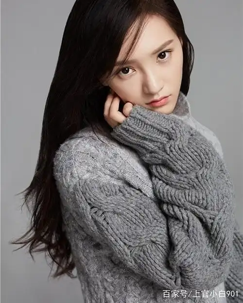 95后武大美女校花黄灿灿,气质女神,卡哇伊小姐姐精选合辑51张