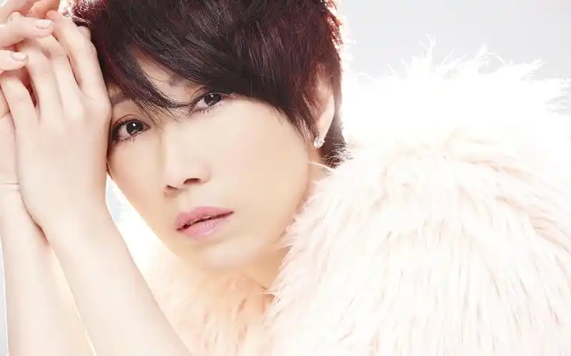 李翊君《雨蝶》快来欣赏下吧