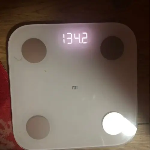 [微笑]今早称重发现又变瘦了[微笑]开启134到130的快车道[微笑]盯紧小