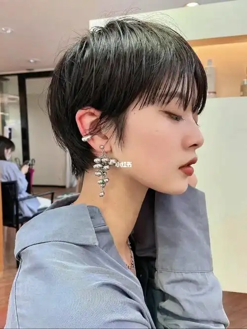 有短也有长,总有一款适合你#减龄发型  #短发  #女生短发发型