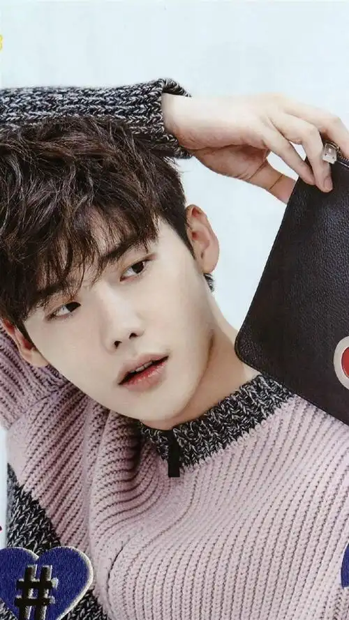 李钟硕个性时尚写真