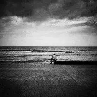 伤感头像孤独一个人-伤感头像-爱聚微信qq空间大杂烩