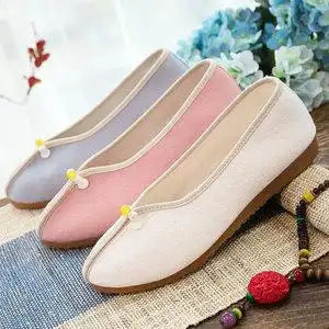 女士布鞋平底休闲鞋老北京图片