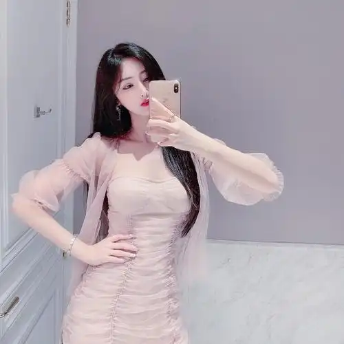 三色堇儿半身女头像