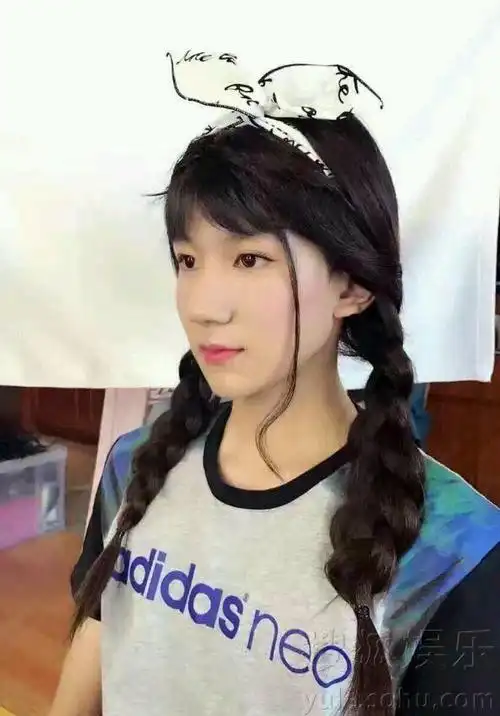 小鲜肉男扮女装竟很美真正的美果然超越性别