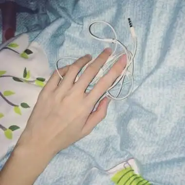 单独一只手的qq头像