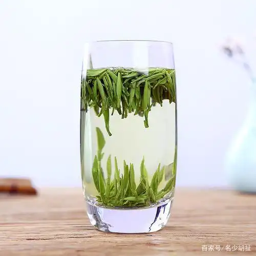 一杯茶里,有诗意,有禅意,有人生道理