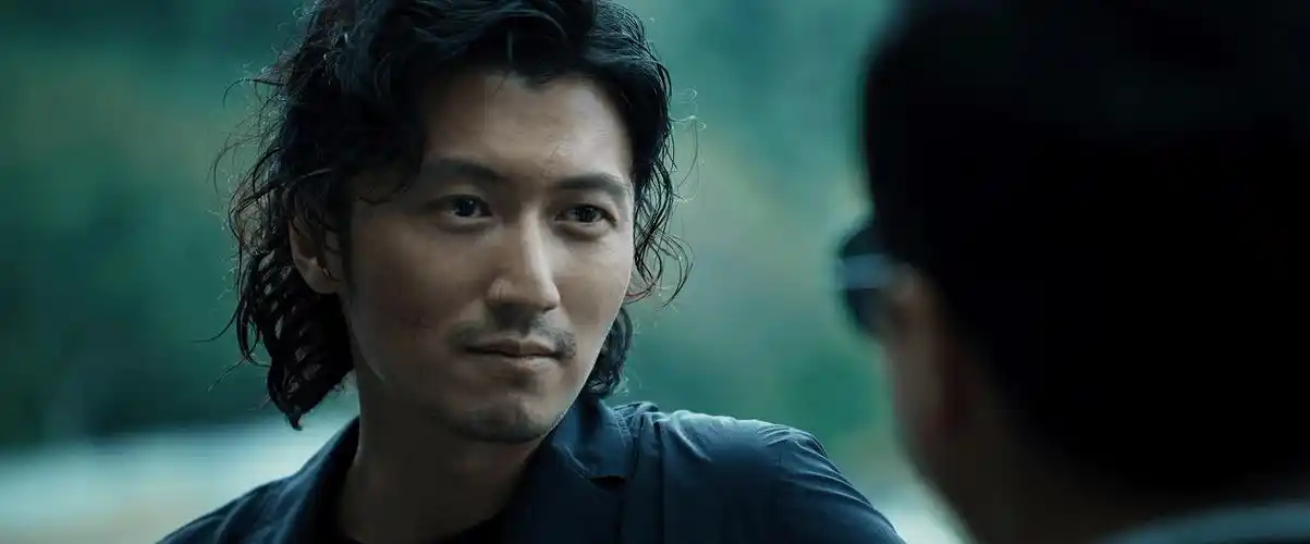 谢霆锋又带来一部生猛新片,《海关战线》宣布定档2023年上映在2021年