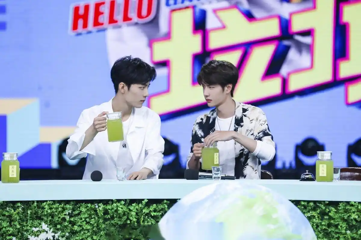 不苦超甜的~  肖战,王一博8月10日本周六晚20:20《快乐大本营》