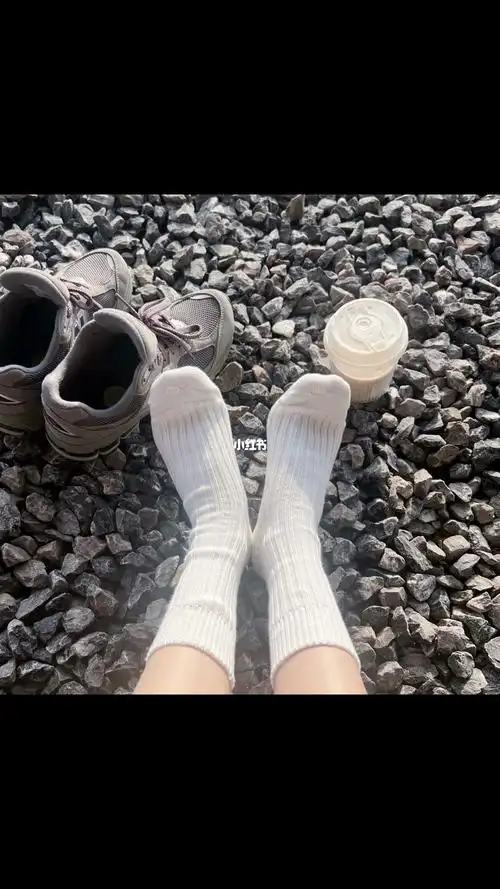 白袜子奶乎乎的我太爱了