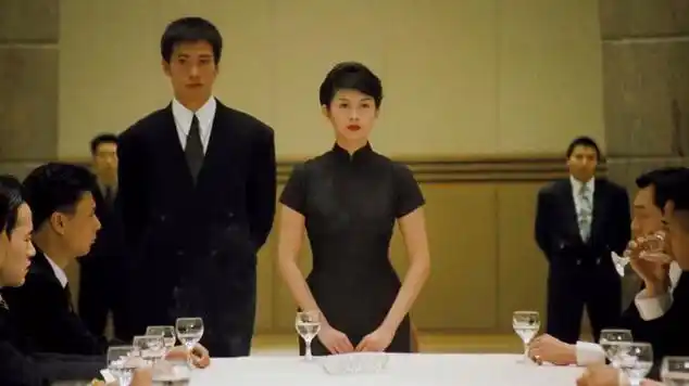 丁瑶真有手段成功坐上三联帮帮主之位第一位女帮主