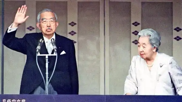 昭和天皇晚年为战争责任苦恼