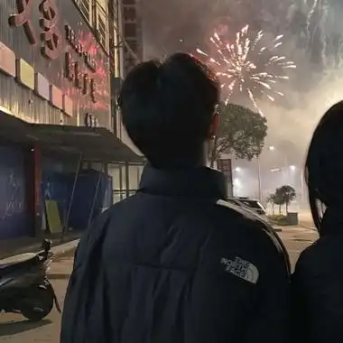 2021最潮情侣头像高冷双人图片