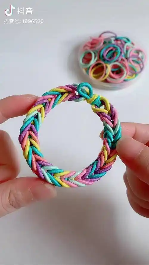 生活小妙招手工皮筋做闺蜜手链一看就会哦