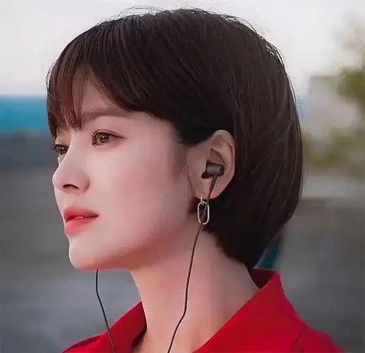 看了宋慧乔我才知道原来齐耳短发这么好看减龄成姐姐