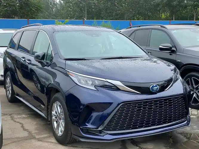 2021款丰田塞纳现车优惠全国可按揭