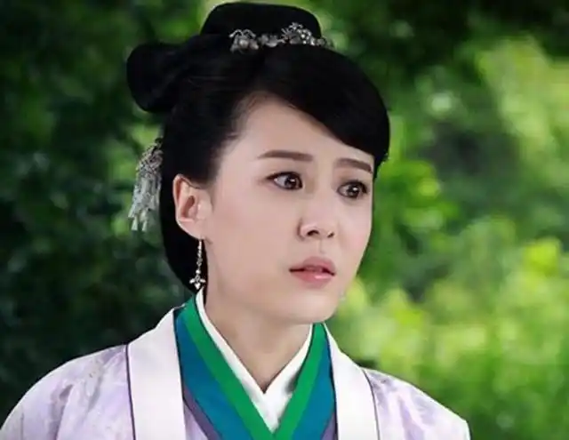 《爱情公寓》各大主演穿上古装:最美的是悠悠,最帅的却是张伟!