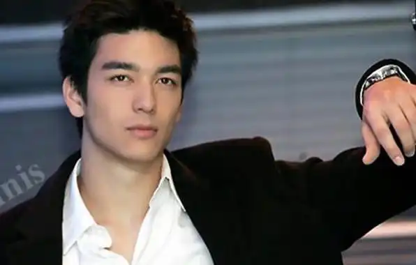 【图】演员李秀景老公丹尼斯吴是谁? 曝其家庭背景