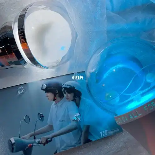 也能一起愉快追星哒,而且很多东西还能拼分哈哈哈dddd#宋亚轩应援棒