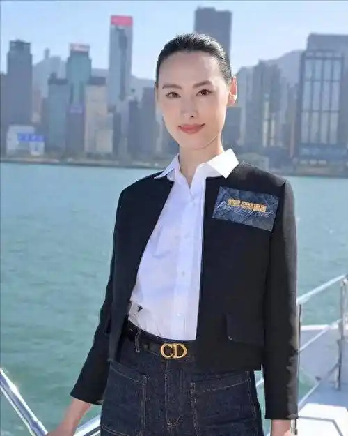 从梁洛施郭晶晶看豪门喜欢的"富贵相"_气质_旺夫相_特征