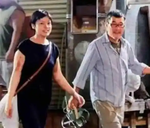 回顾李宗盛我的前半生用一句话概括那就是年近半百妻离子散