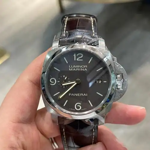 品牌:沛纳海 系列:luminor系列  型号:00351  材质:钛金属  镜面:蓝