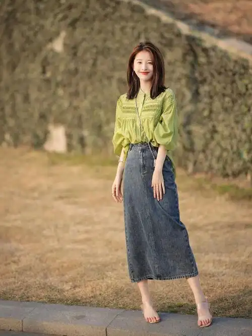 今天小编带来8个全身照拍照姿势,让你拍全身照高高瘦瘦又好看漂亮.