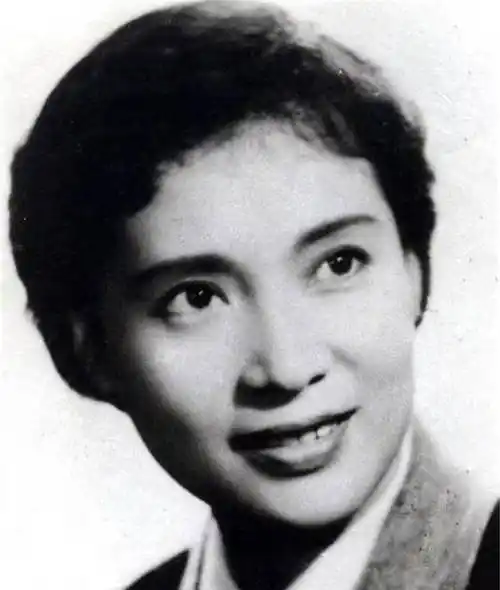 至今已98岁秦怡,为何还这么美?聊聊她的保养之道_美人_气质_电影节