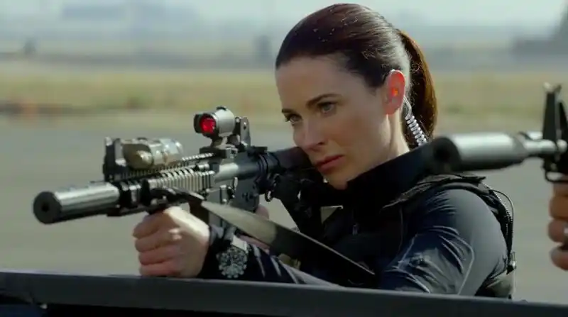 电视剧末日孤舰第三季剧照,海报,穿帮照,拍摄地图片_电视剧_剧情吧