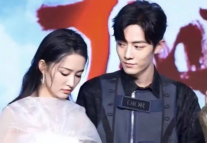 李沁绯闻男友大军中的一员工作室为证清白直接晒出她的纳税证明李沁