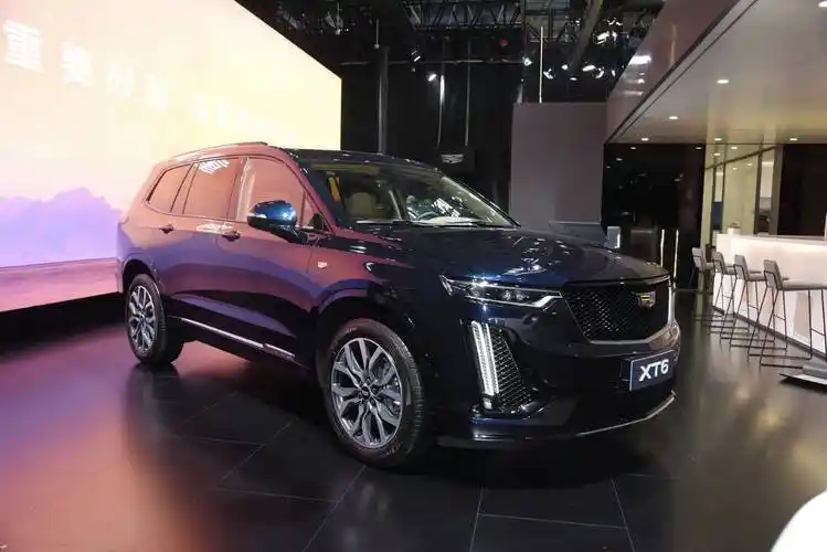 屏幕变大了?新款凯迪拉克xt6内饰曝光,有望7月上市