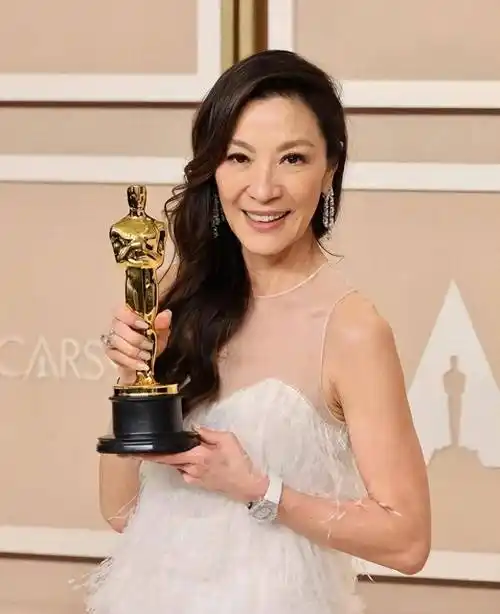 杨紫琼再登奥斯卡 任第96届颁奖人