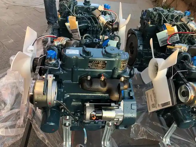 久保田发动机:d722-e4b,10.2kw/2500rpm - 抖音