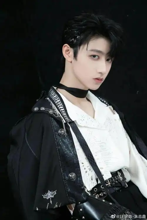 比笑脸特效更香的是冷脸bking