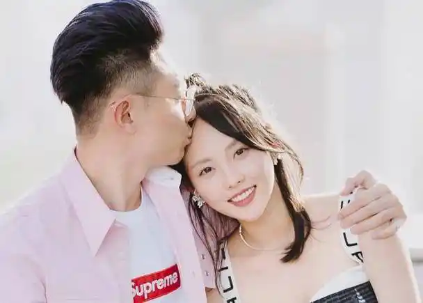 豪门悲喜剧:富二代买超妻子张嘉倪的艰辛生活_女性_风光_公婆