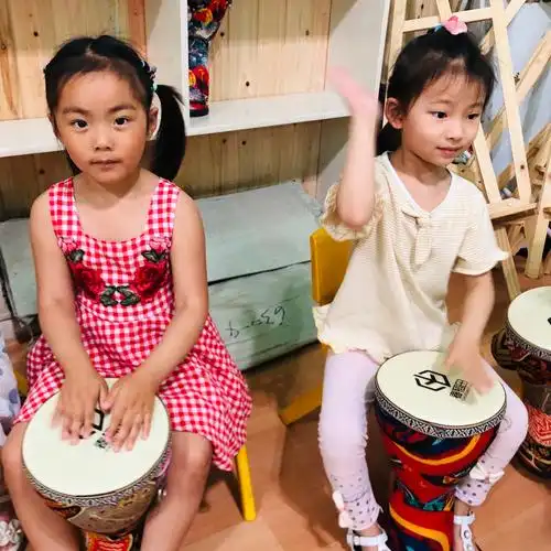 音乐课(非洲鼓)每个小朋友进步都很大