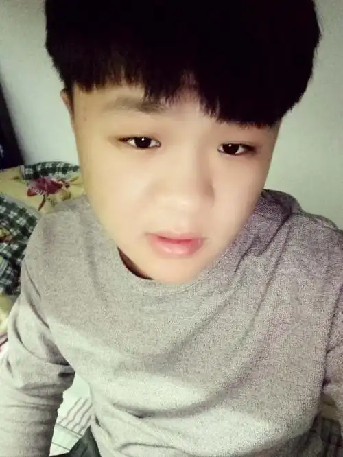 【帅男秀场】赵力敏 20岁 白羊座 学生