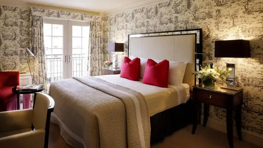 高雅情调的室内房间桌面壁纸