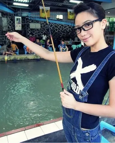 林俊杰模特女友陈立冷性感照(图)