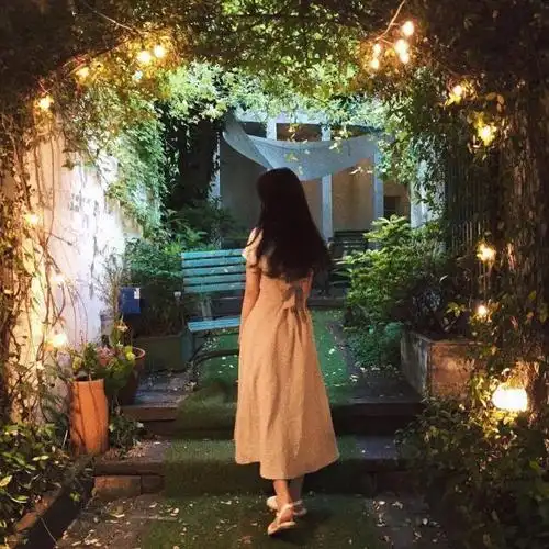 女生个性背影头像_by冰冰_姐