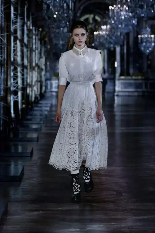 独有的优雅与梦幻,dior 2021 秋冬秀场回顾