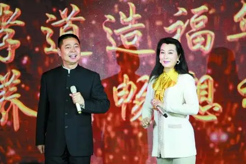 汪荃珍,孟祥礼合作演唱了《朝阳沟》选段《上山》