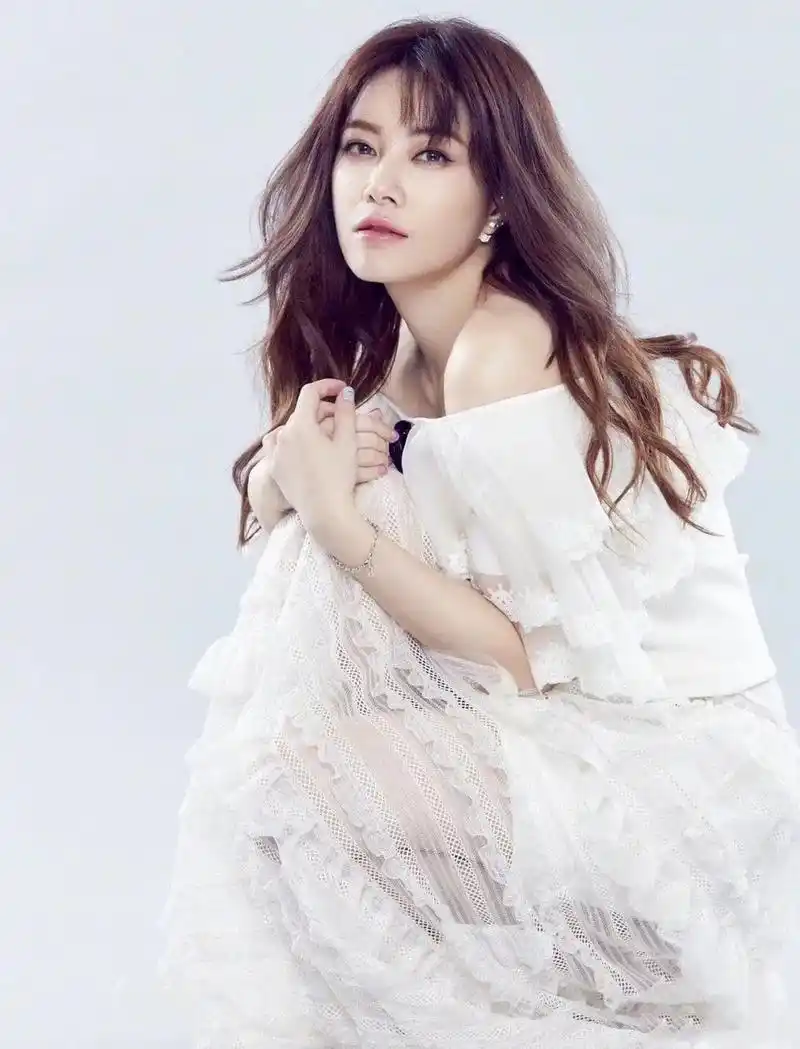 80后追星    徐怀钰     我是女生 - 抖音