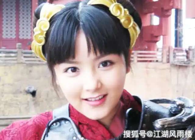 聊聊11版女哪吒影视造型哪吒乃神仙之体其实并无男女之分